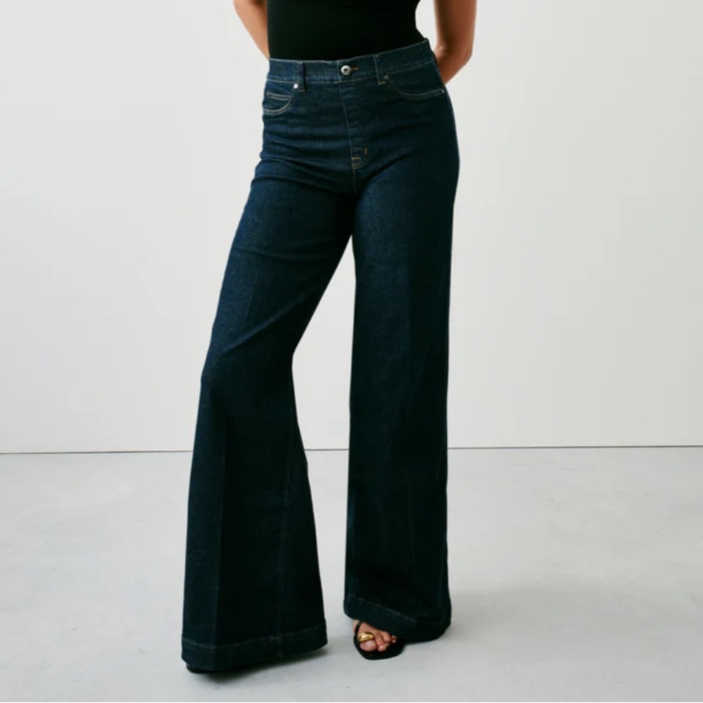 Spanx wide leg jeans size small